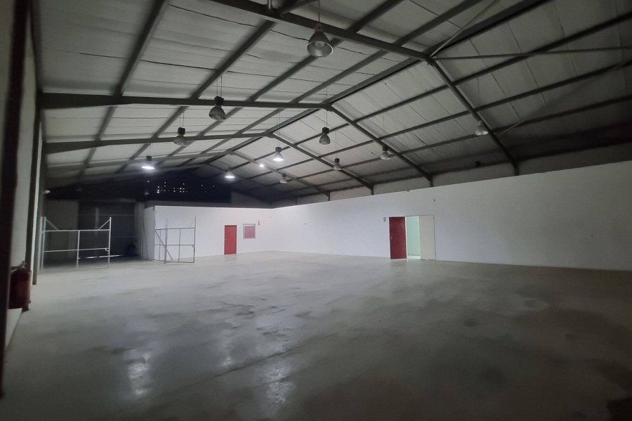 To Let commercial Property for Rent in North End Eastern Cape